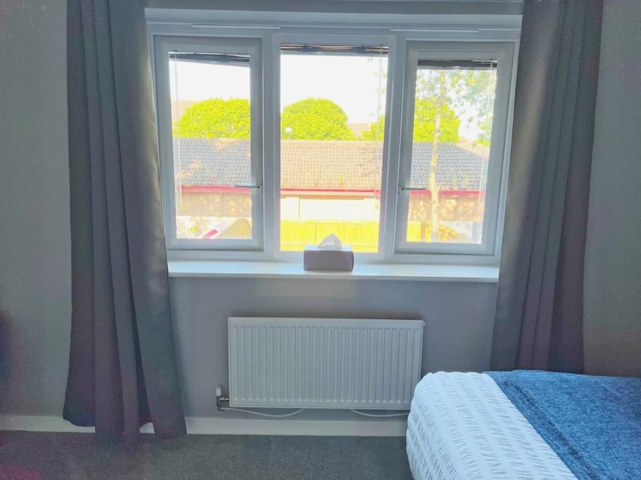Comfy Modern 3Br Semi Detached 400Mb Wifi Free Double Parking Villa Newcastle-upon-Tyne Exteriör bild